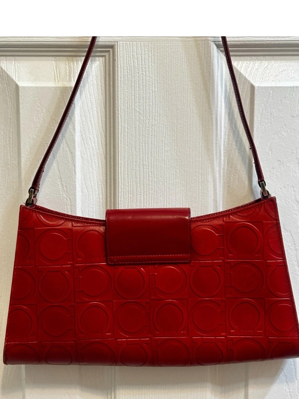 Salvatore Ferragamo Gancini Pattern Leather Shoulder Bag - Picture 2 of 12